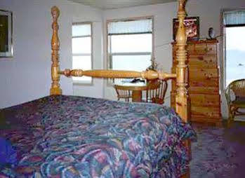 Inn At Barnum Point Camano Экстерьер фото